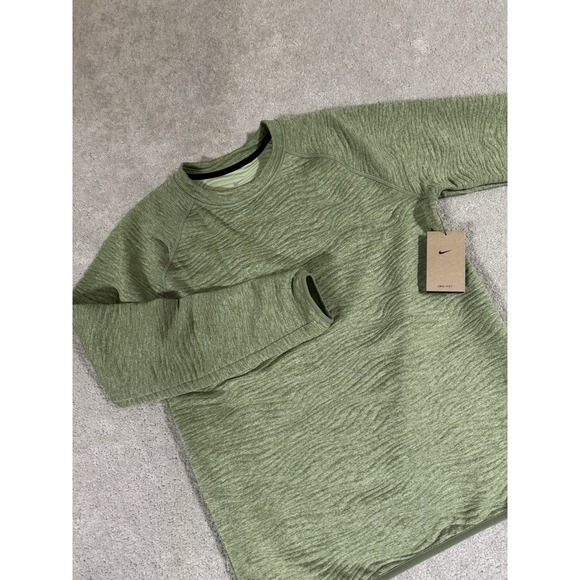 Nike Tour Dri-Fit Golf Crew Sweat shirt Mens M Green Sand Trap Rake Design $105 - Picture 1 of 14